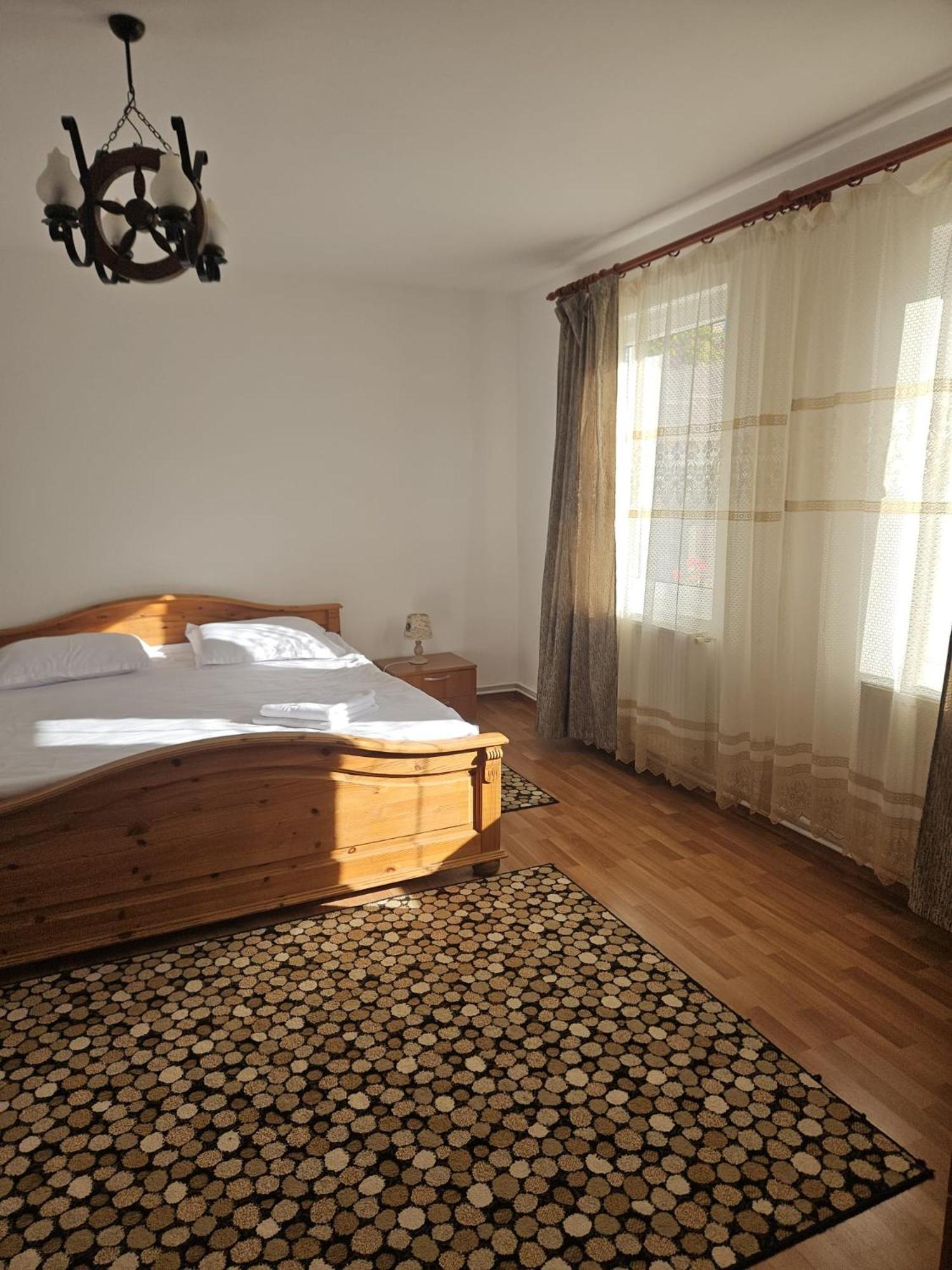 Casa Stely Hotel Rîşnov Kültér fotó