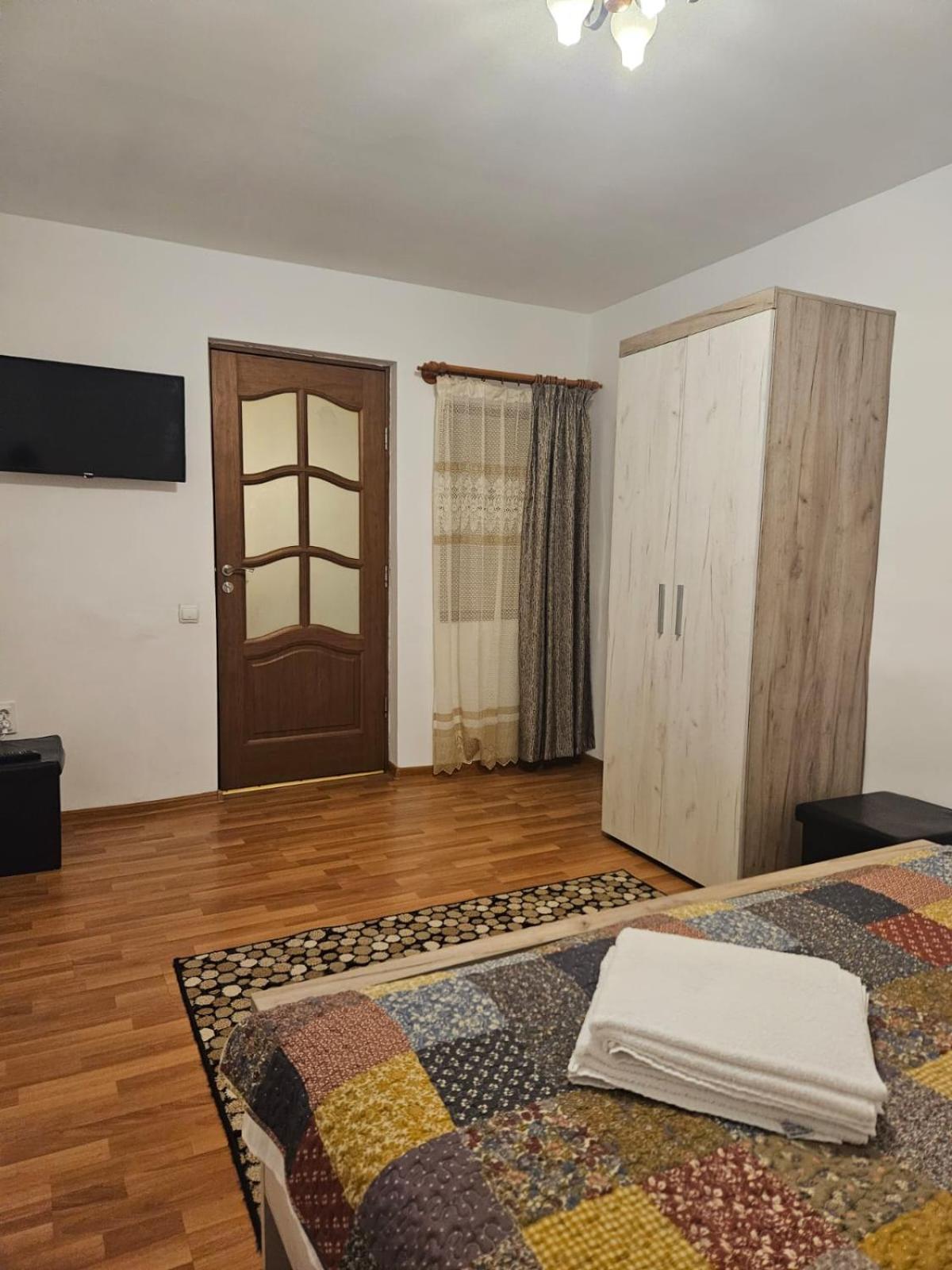 Casa Stely Hotel Rîşnov Kültér fotó